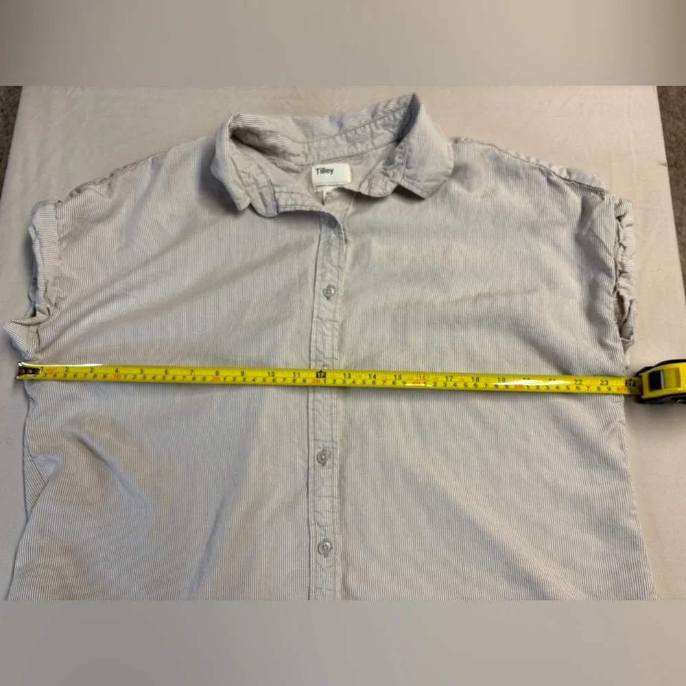 Tilley classic Beige Button-Up Blouse - Picture 5 of 5